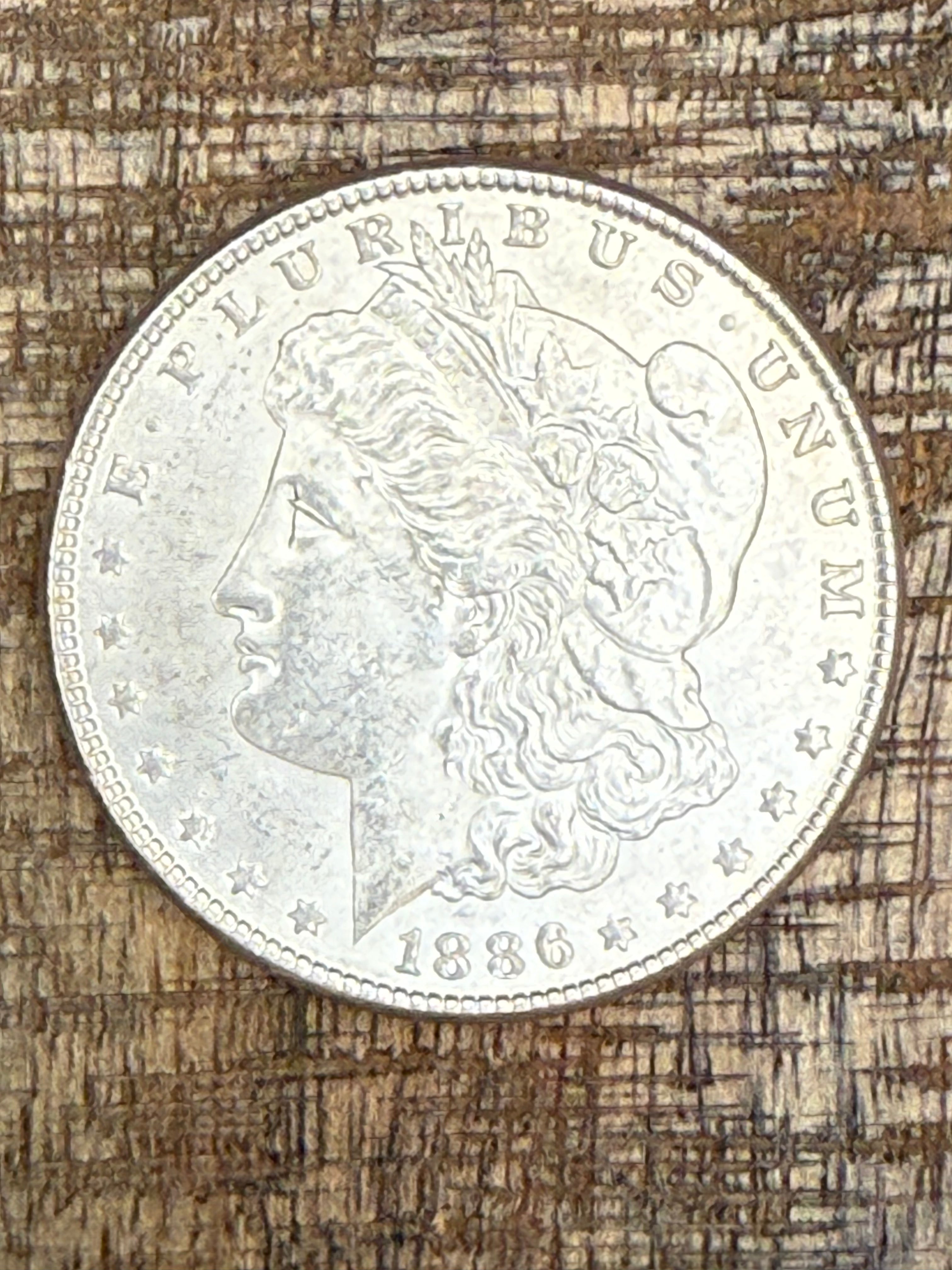 1886 $1 US Morgan Silver Dollar