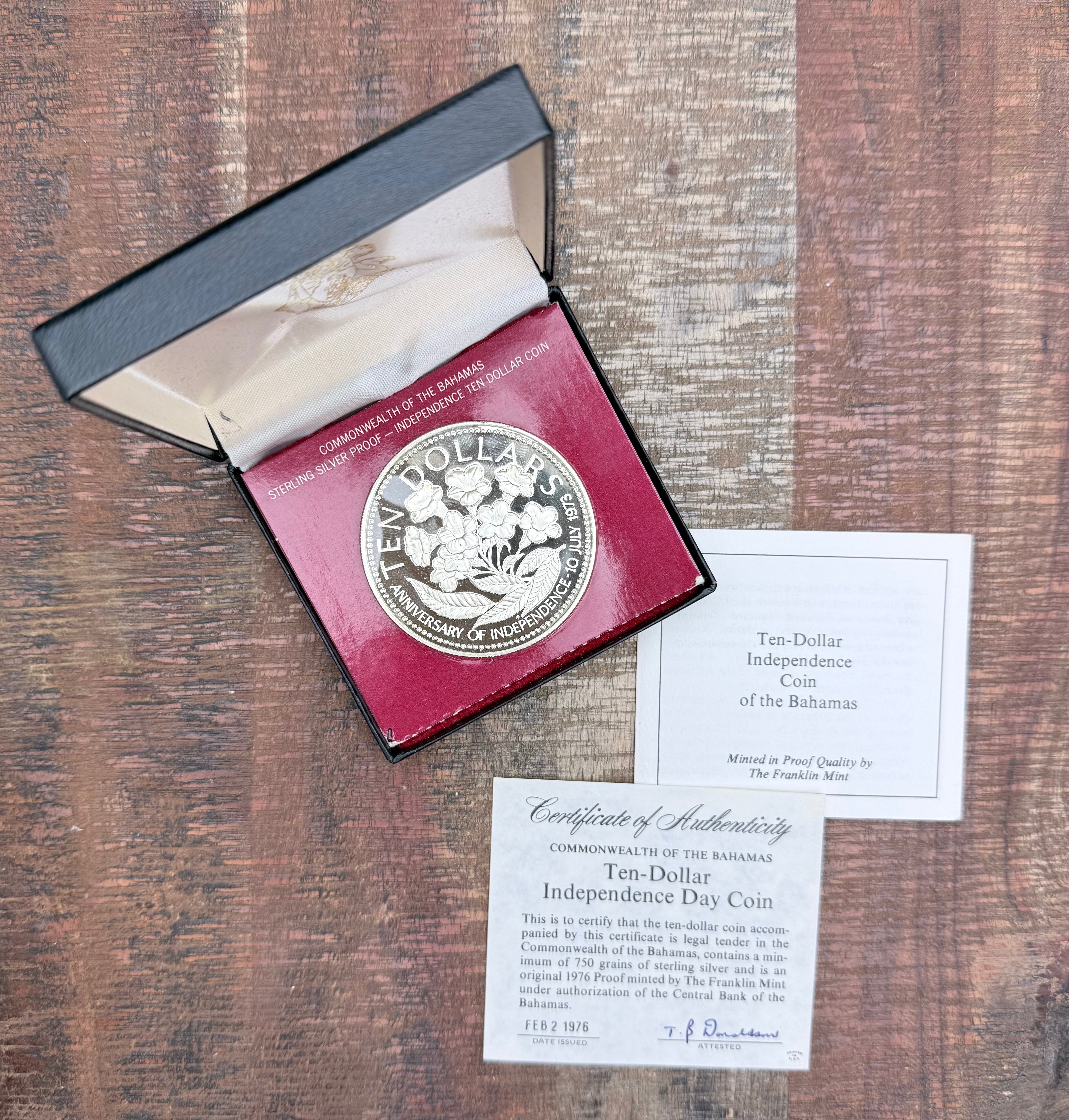 1976 Bahamas $10 Sterling Silver Proof Independence Day Coin