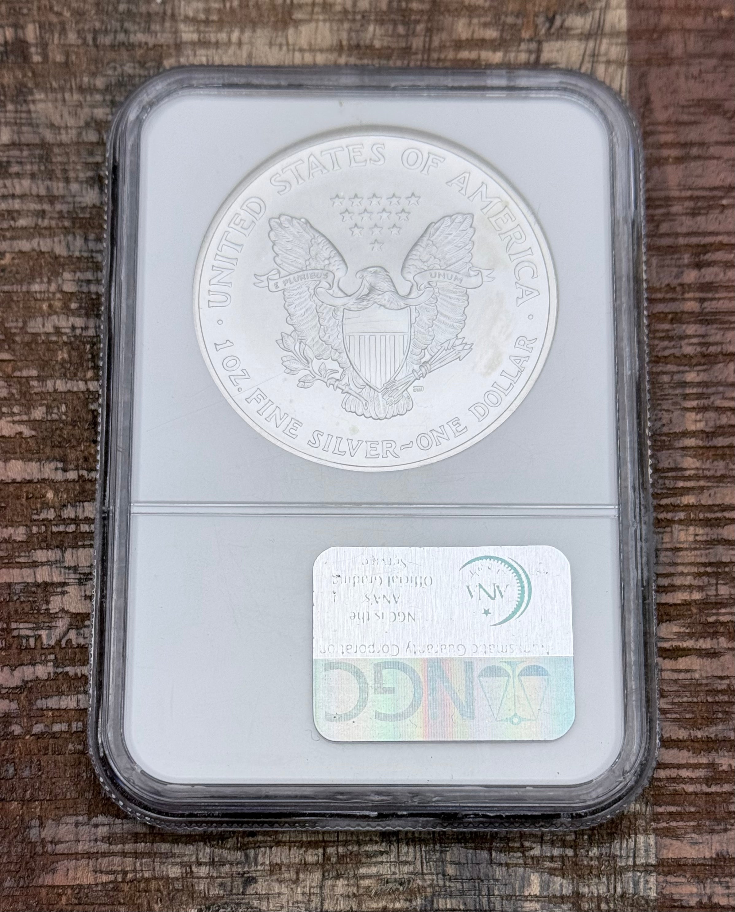 2004 $1 US American Silver Eagle NGC MS69