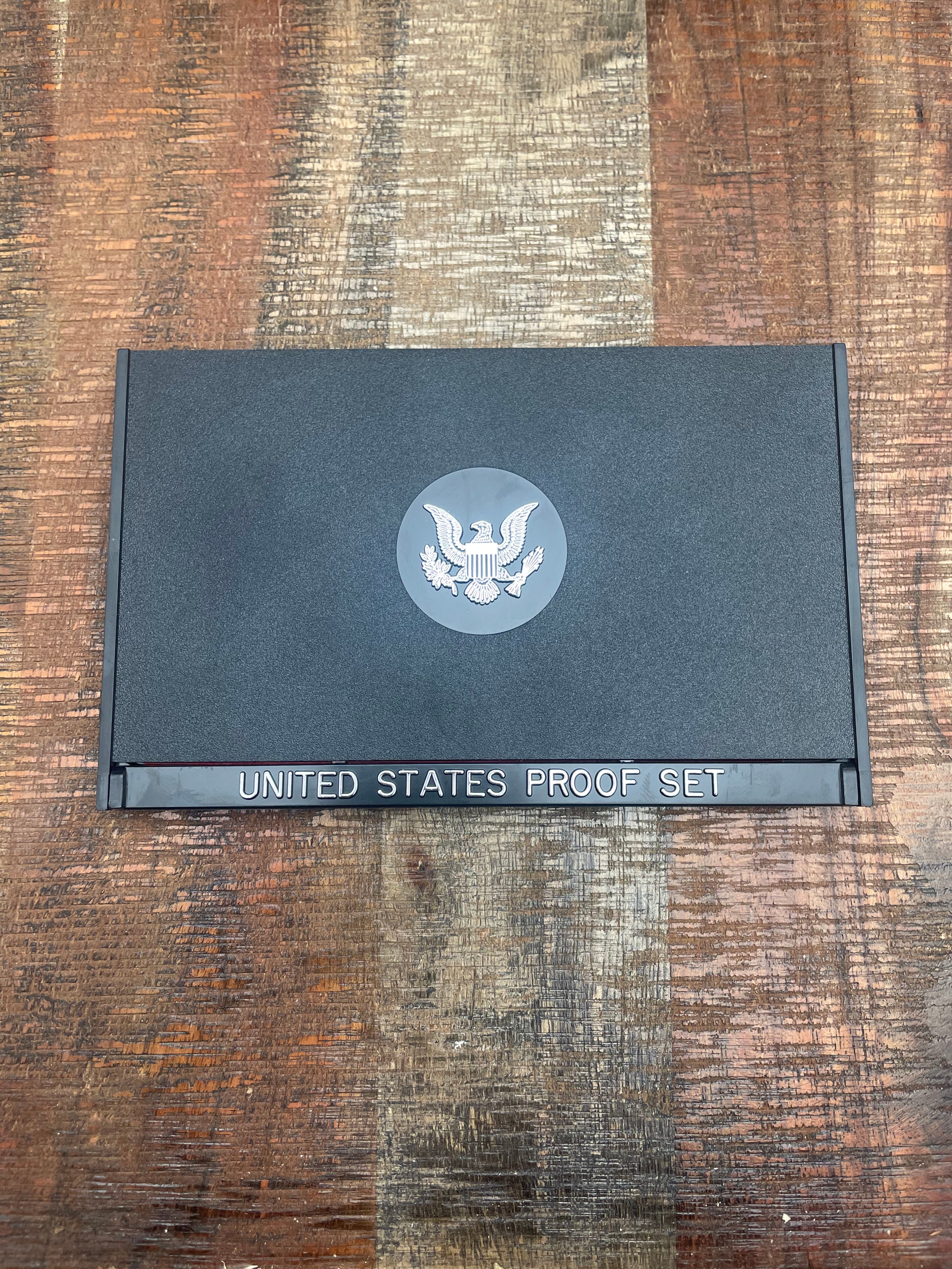 1977 Proof Set no outer Box