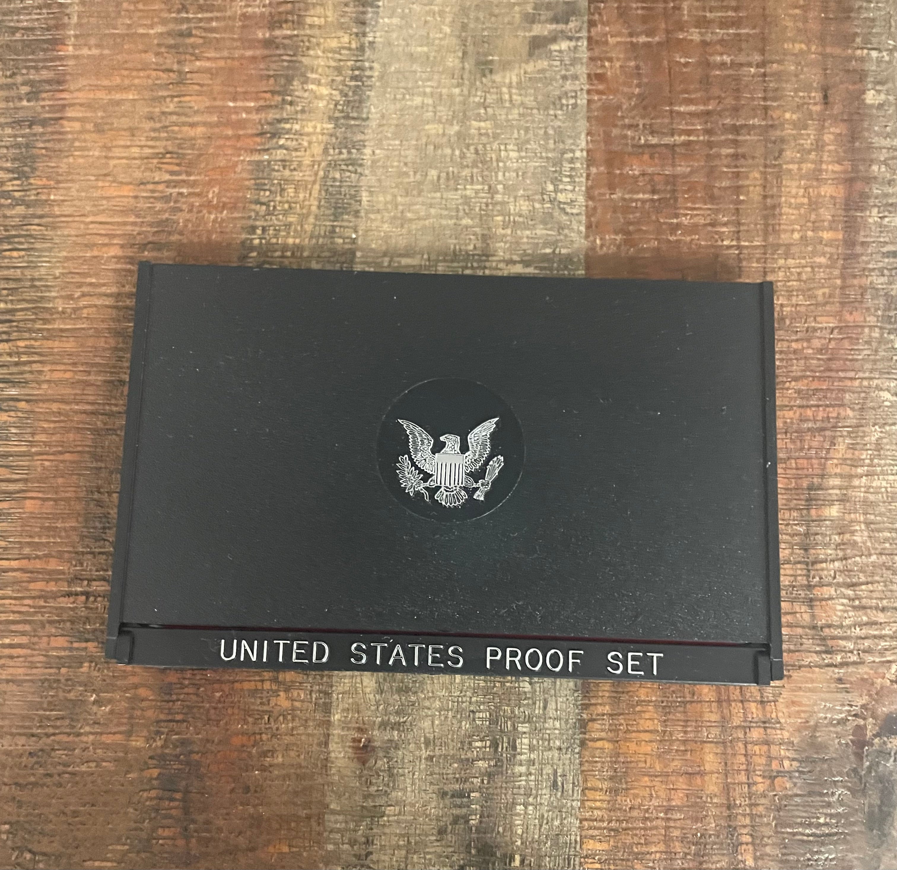 1975 US Mint Proof Set ~ In OGP