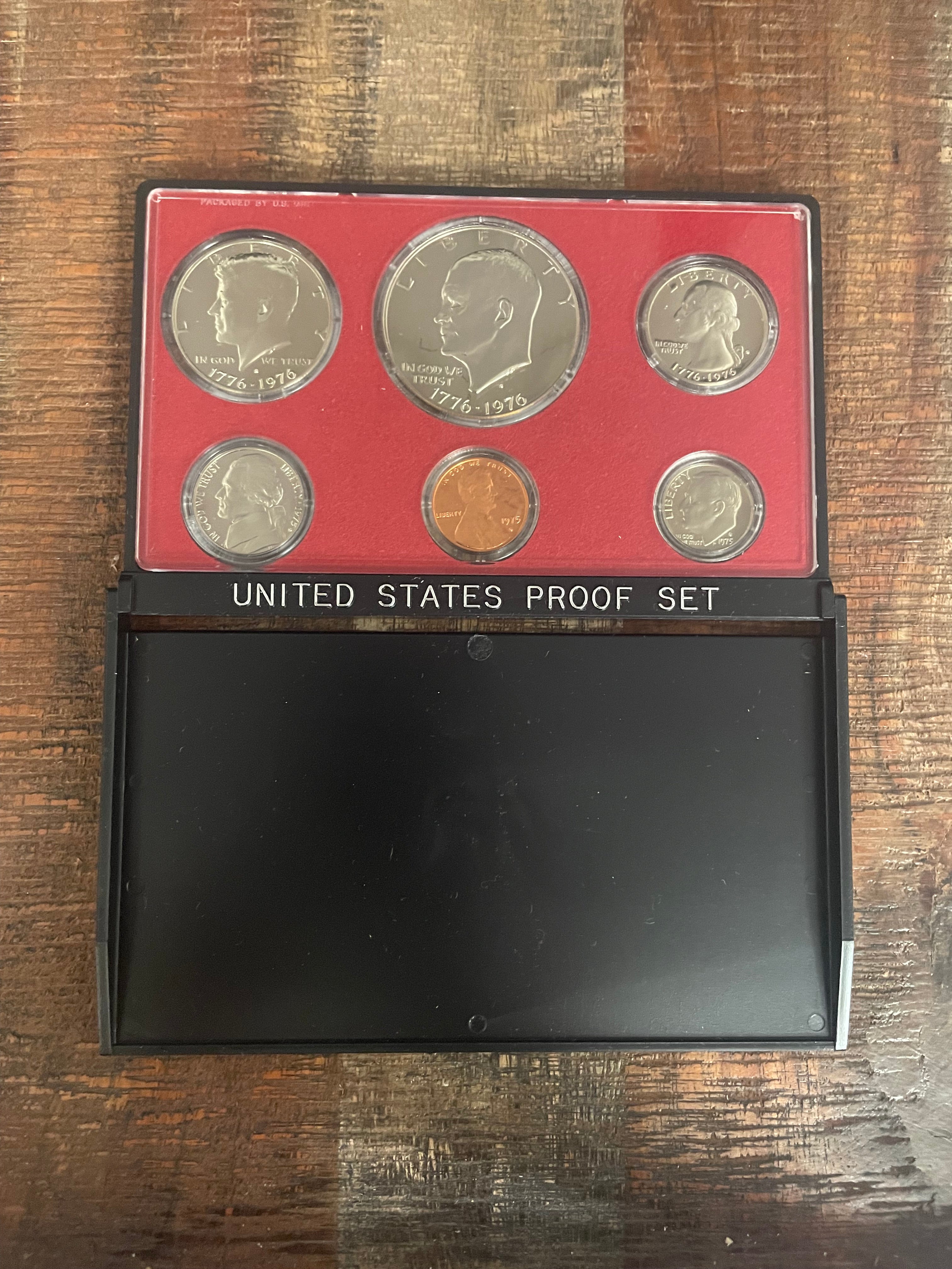 1975 US Mint Proof Set ~ In OGP