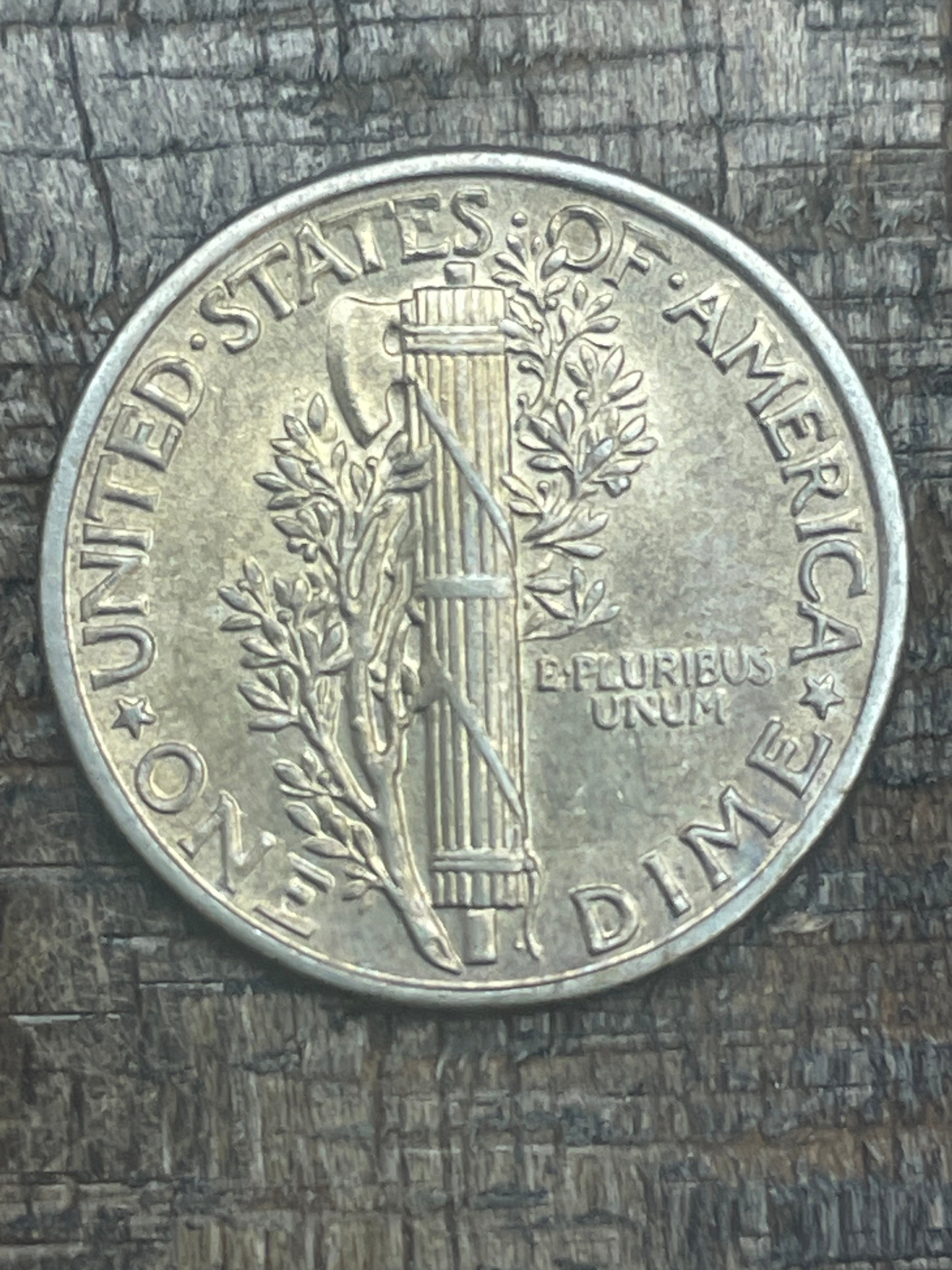 1942 10c US Mercury Dime ~ 90% silver
