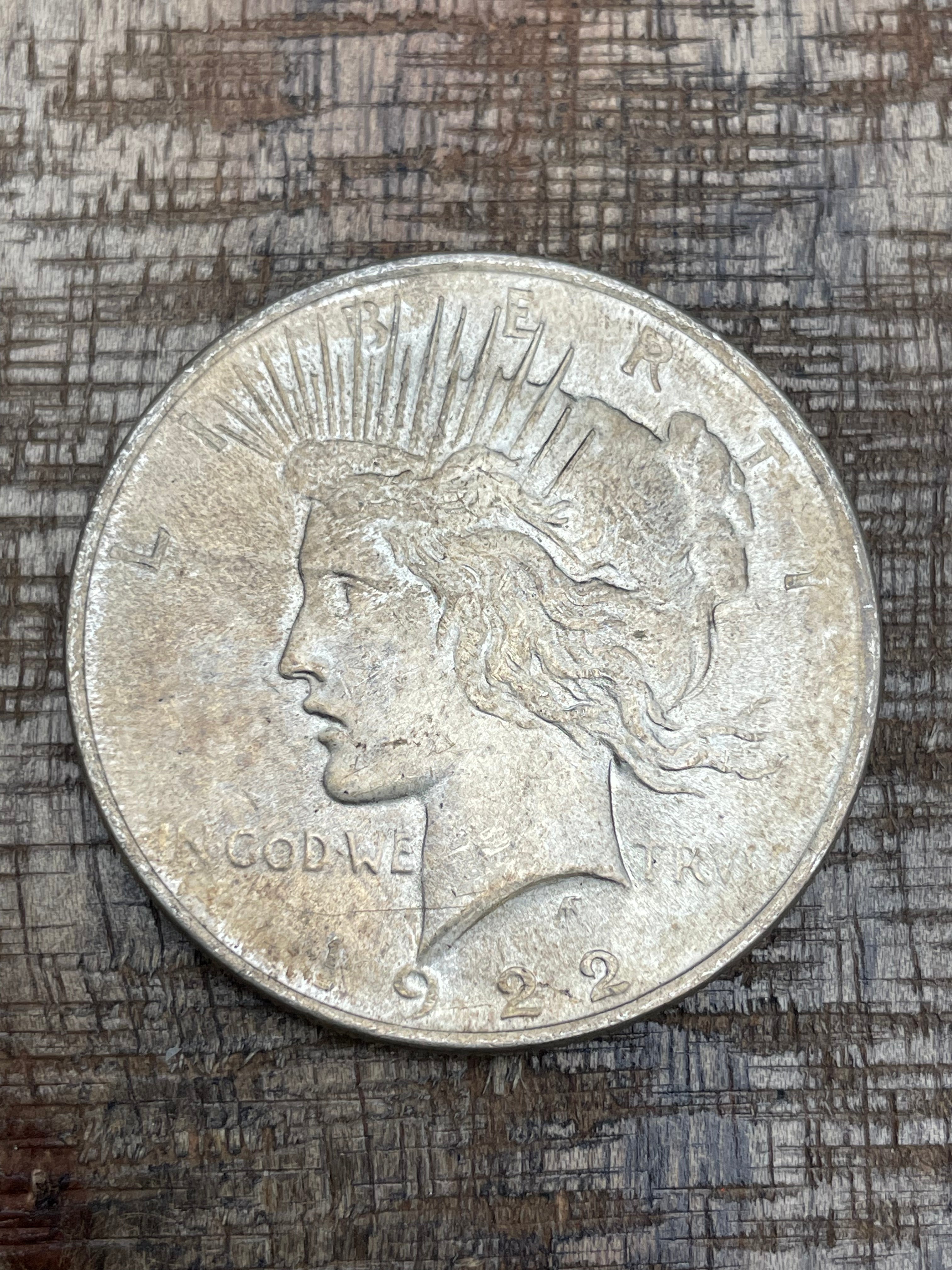 1922 $1 US Silver Peace Dollar