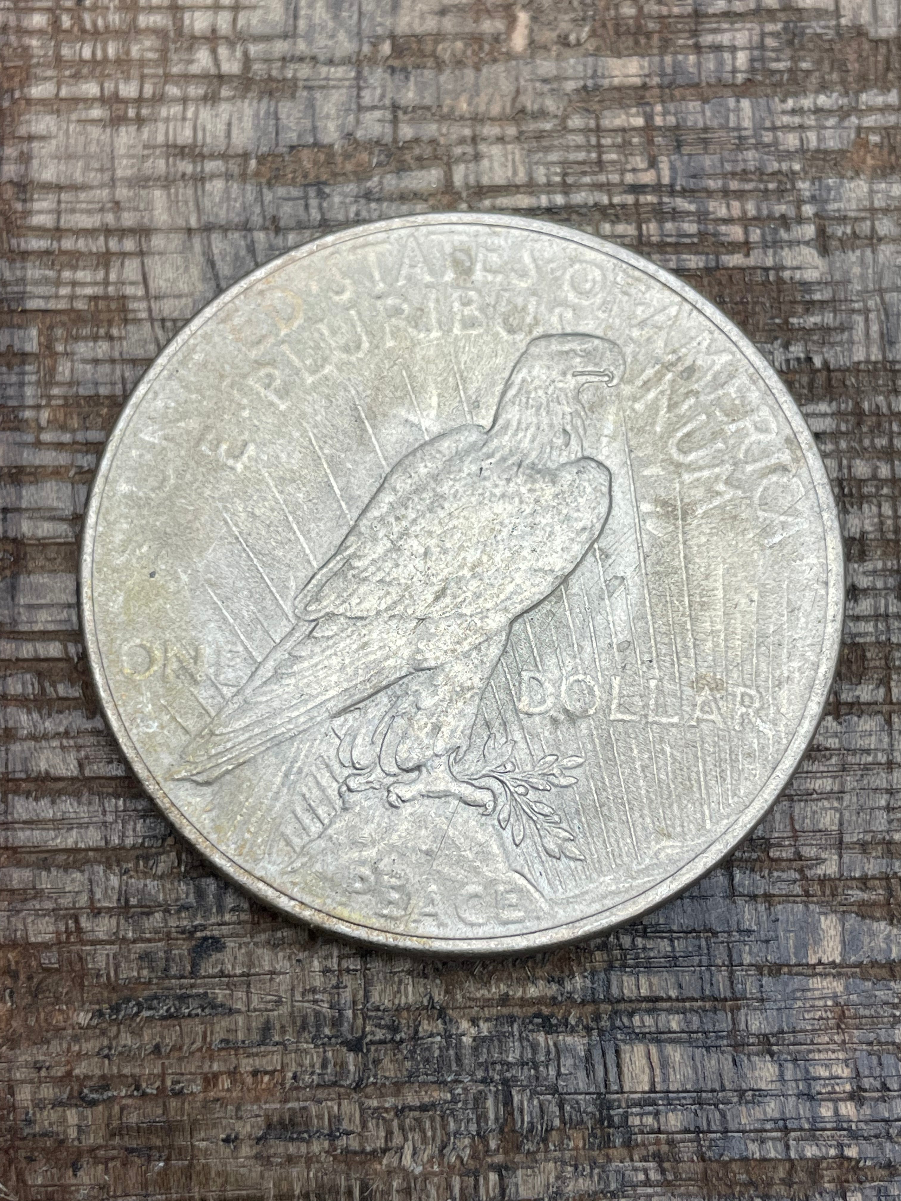 1922 $1 US Silver Peace Dollar
