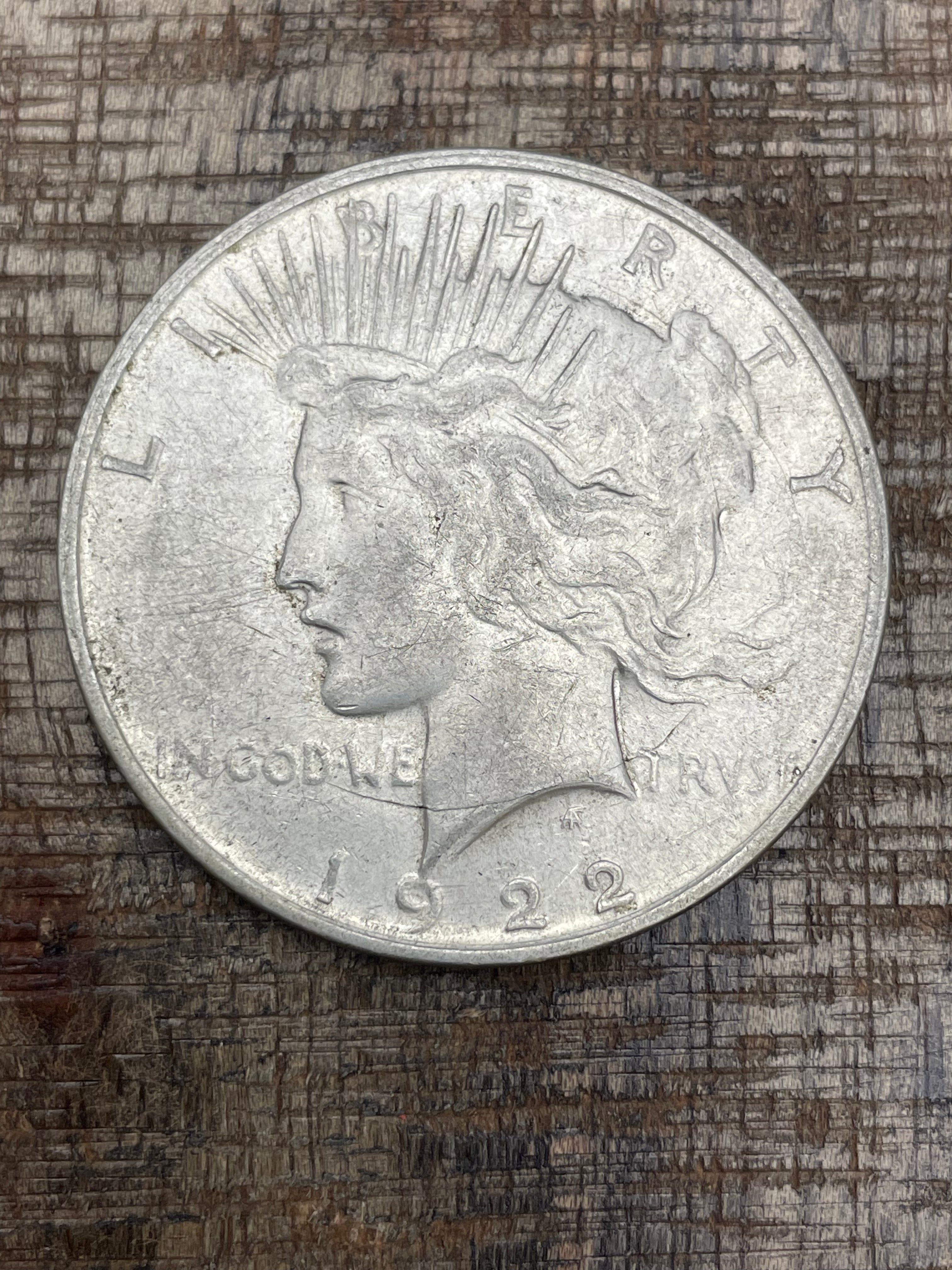 1922-D $1 US Silver Peace Dollar