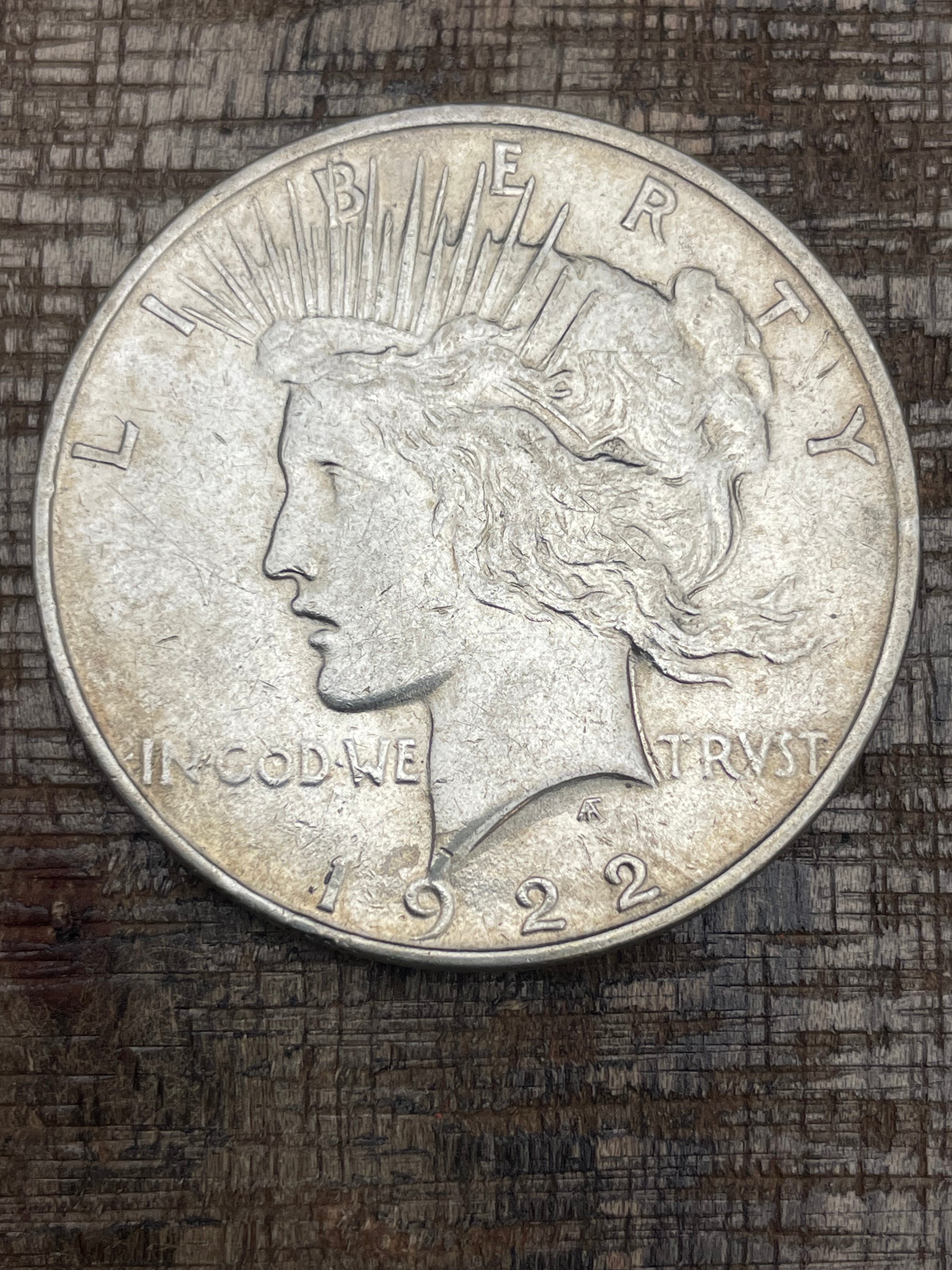 1922-D $1 US Silver Peace Dollar