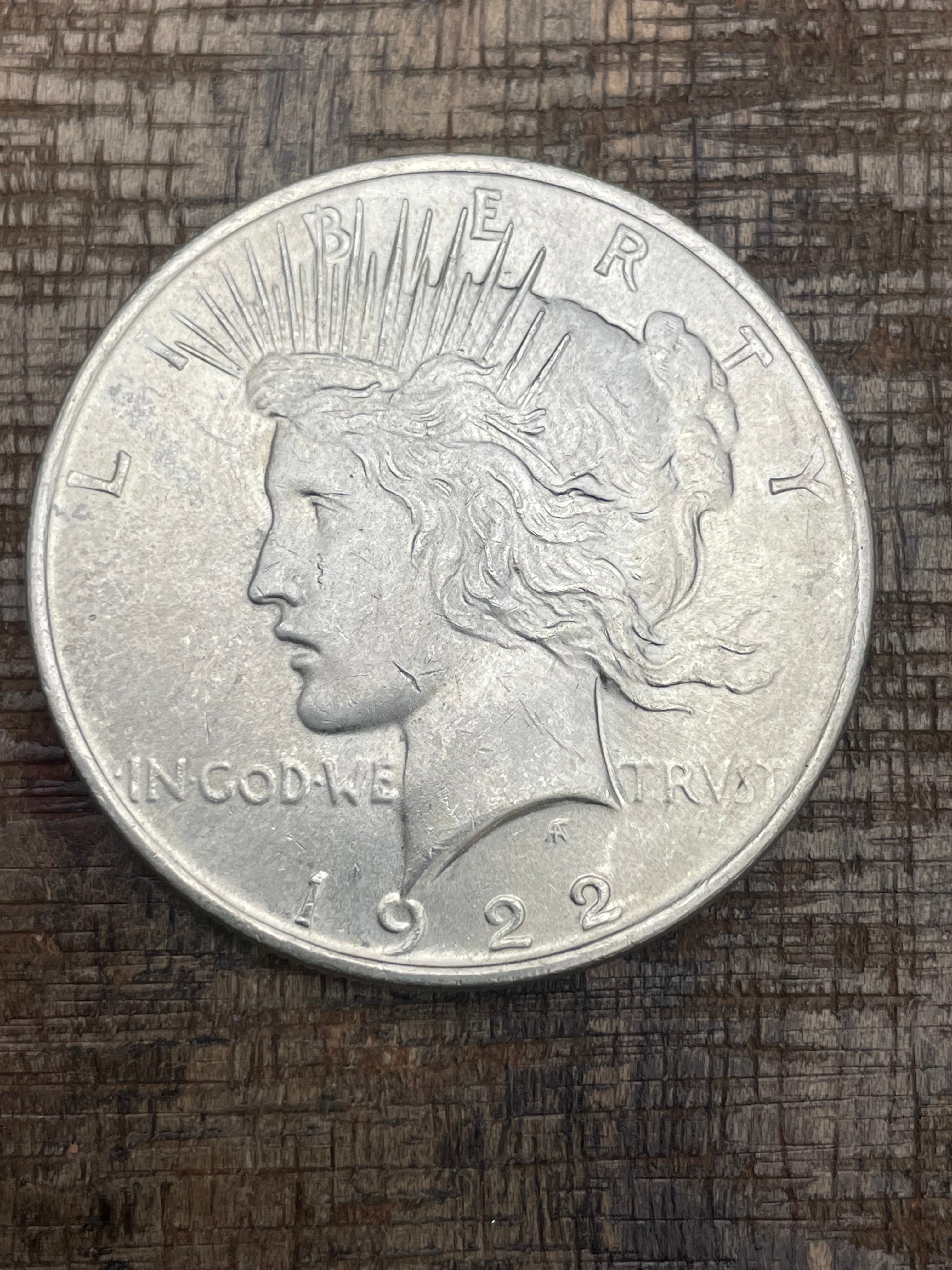 1922 $1 US Silver Peace Dollar