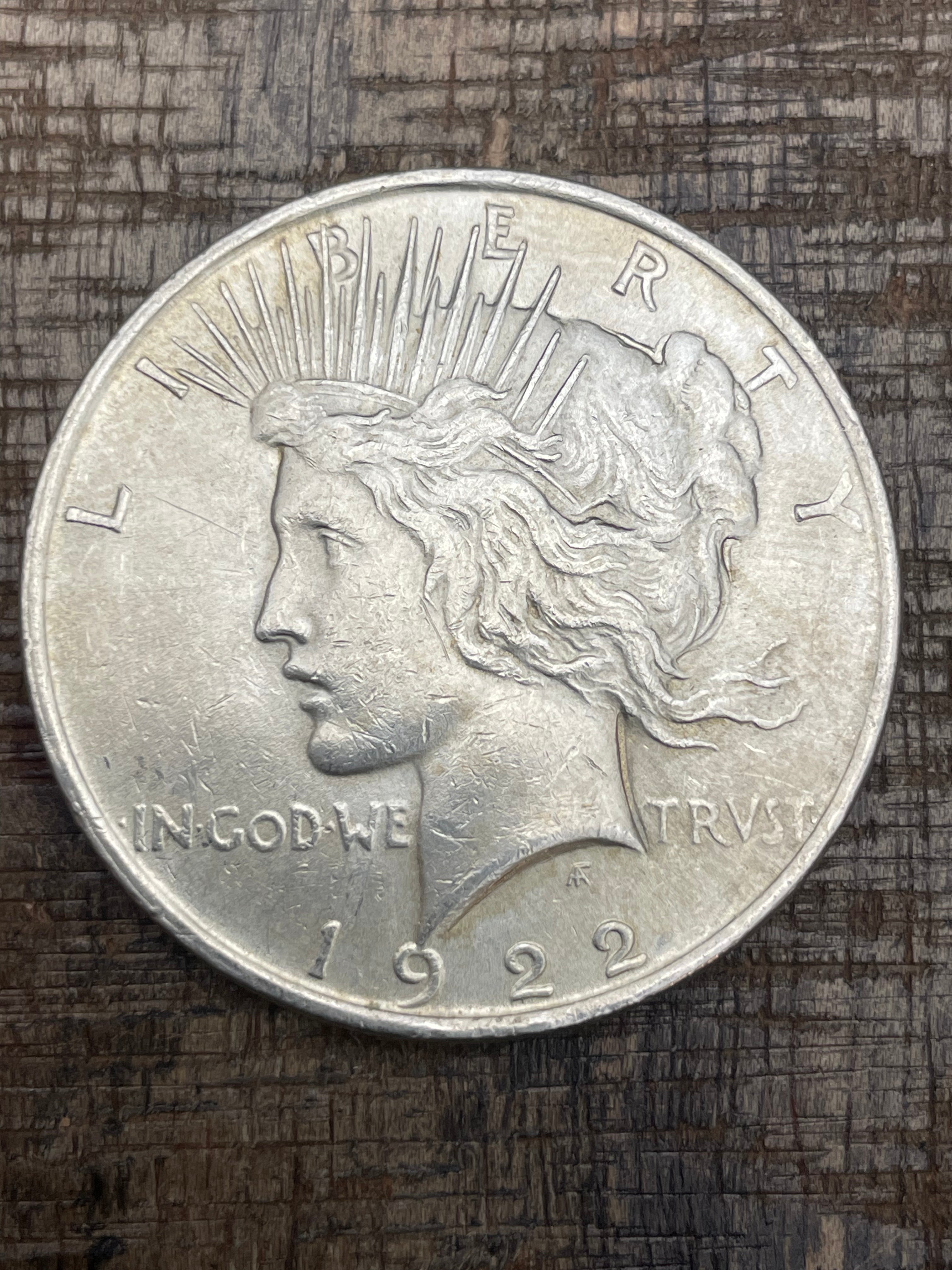 1922 $1 US Silver Peace Dollar