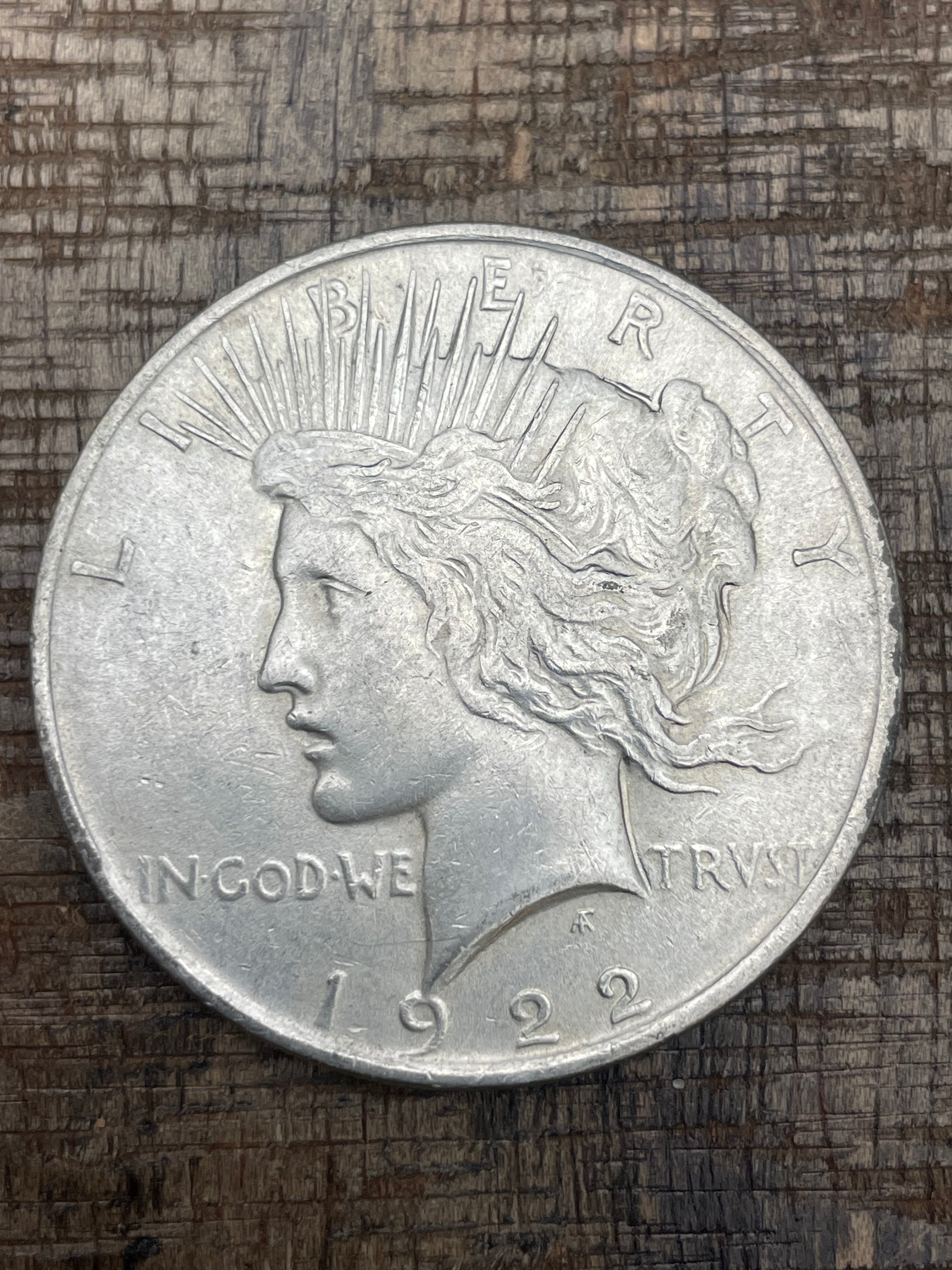 1922 $1 US Silver Peace Dollar