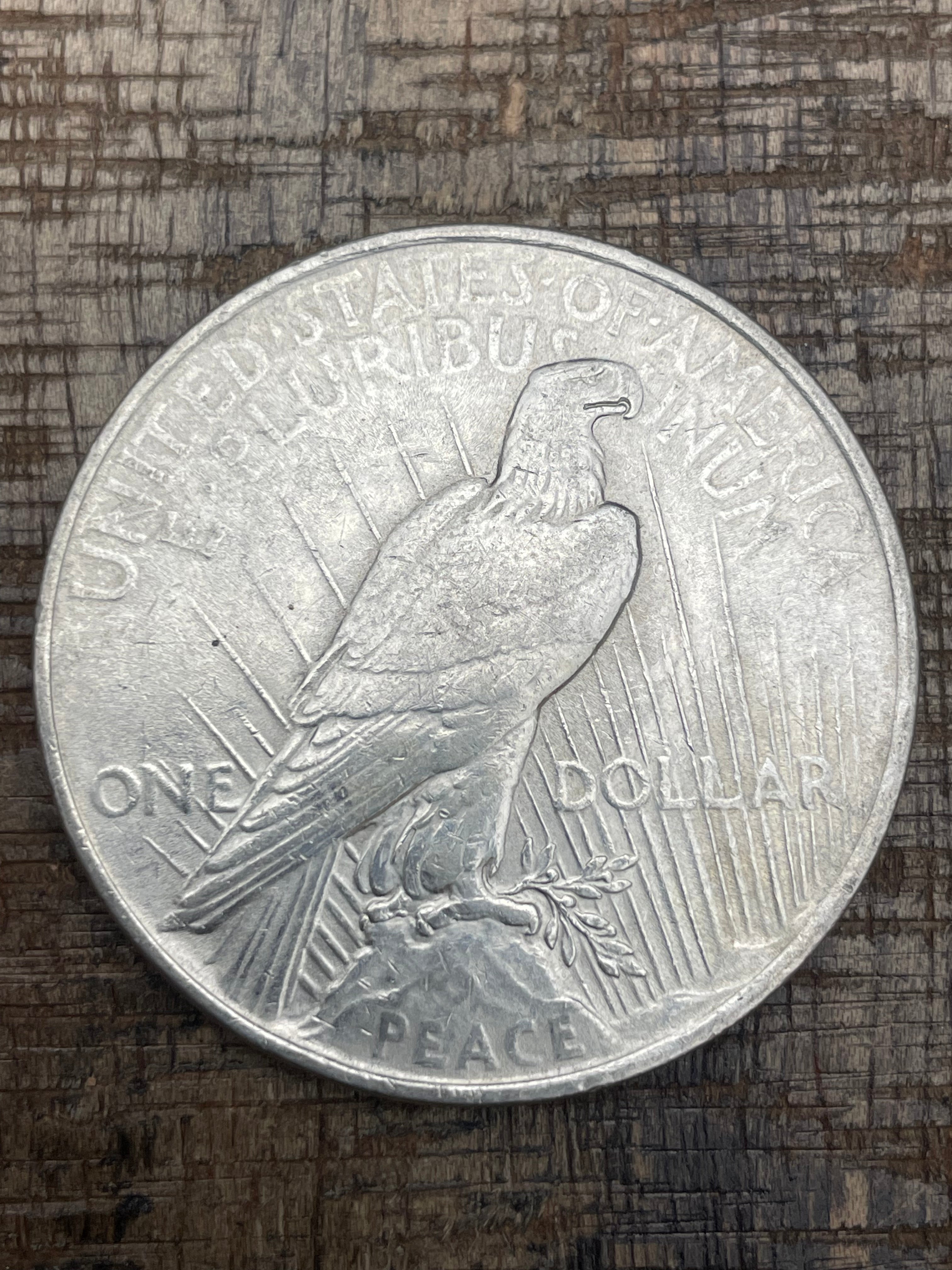 1922 $1 US Silver Peace Dollar