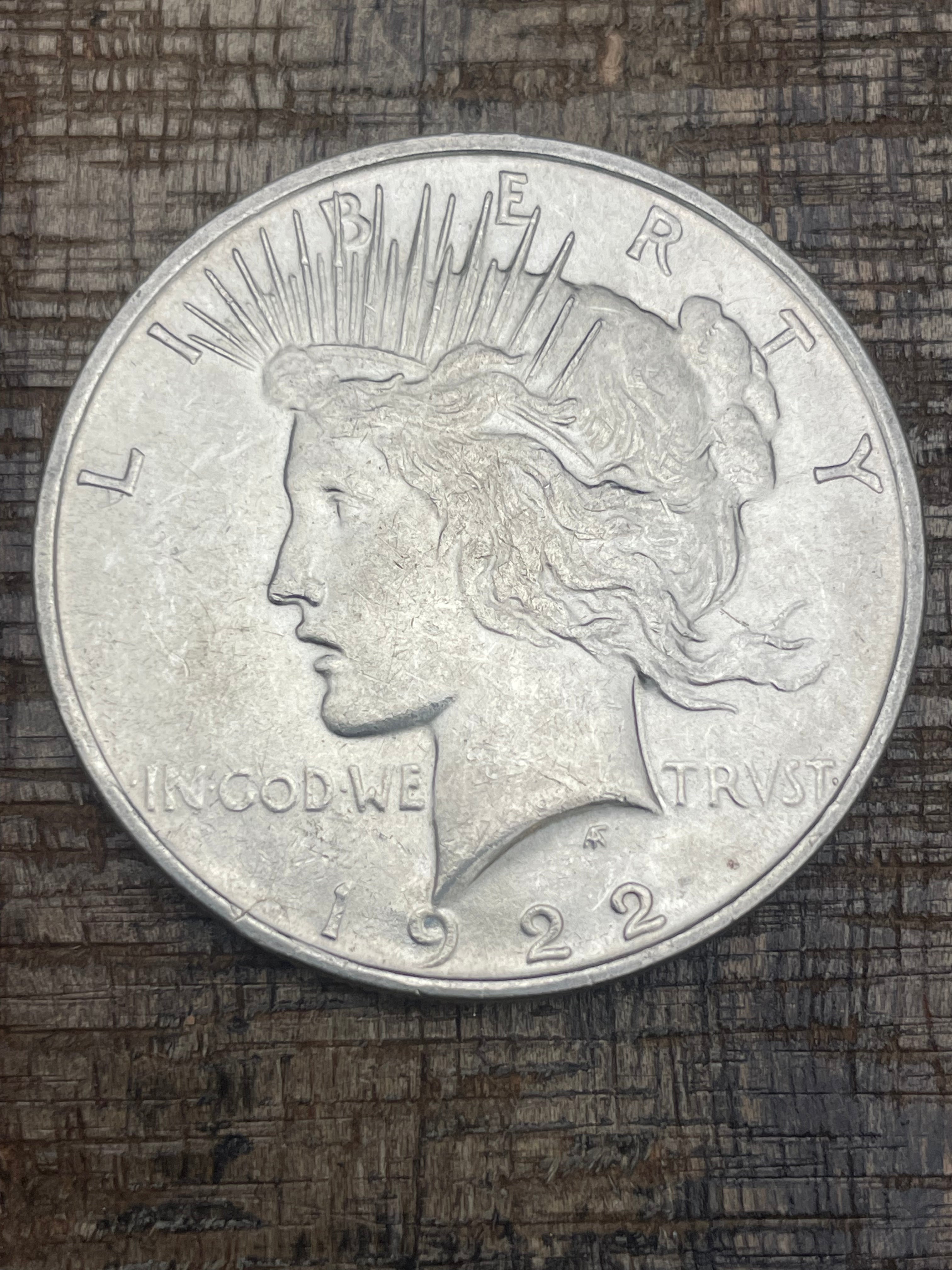 1922-D $1 US Silver Peace Dollar