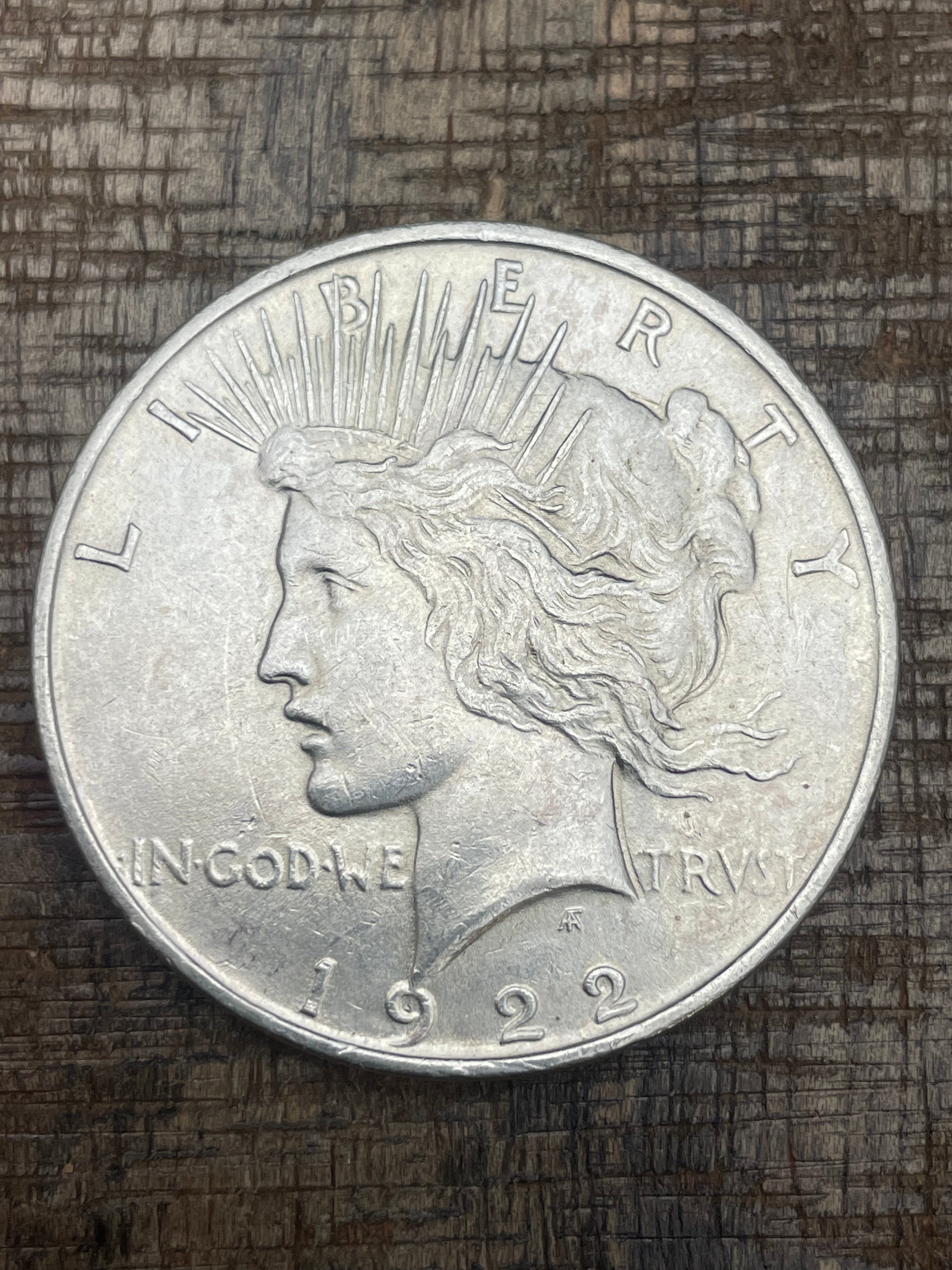 1922-D $1 US Silver Peace Dollar