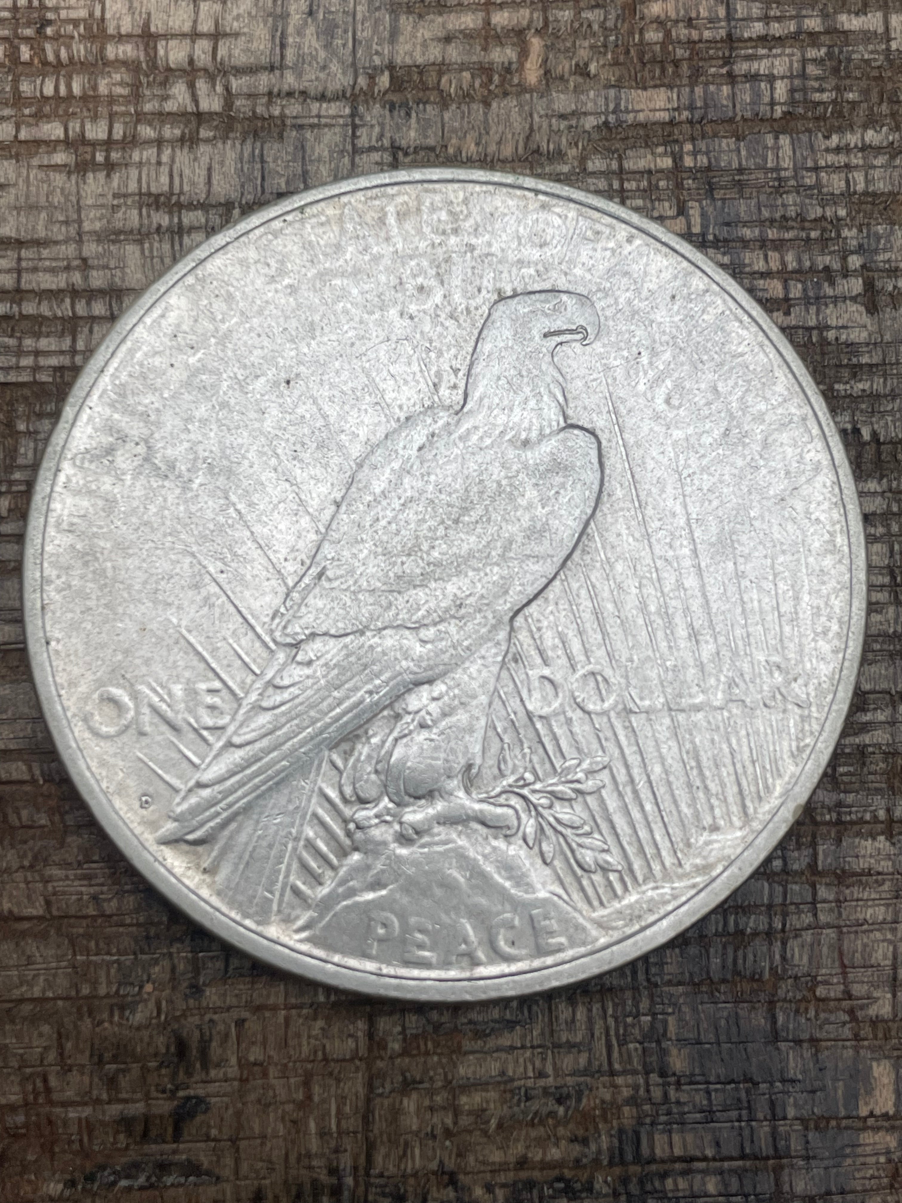1922-D $1 US Silver Peace Dollar