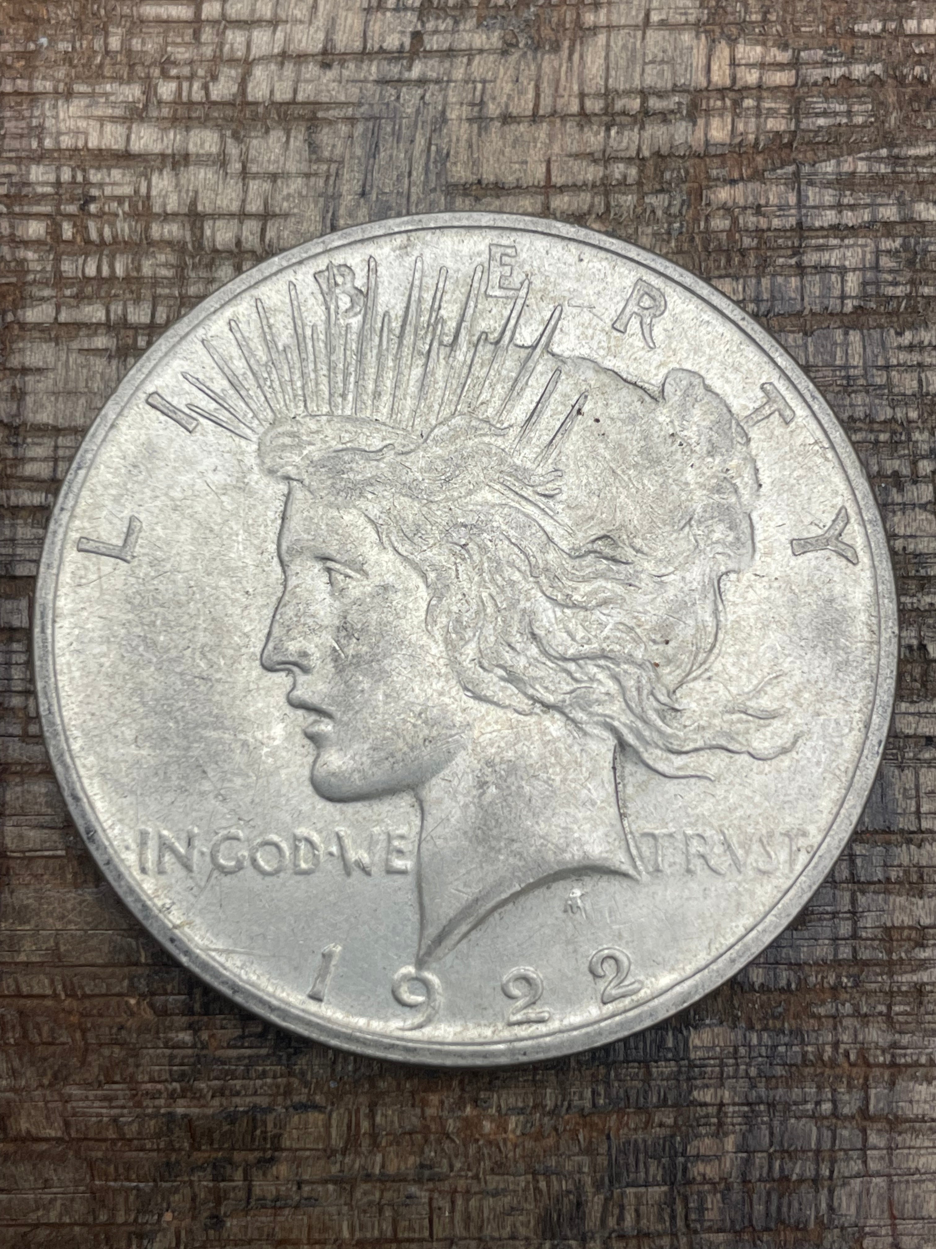 1922-D $1 US Silver Peace Dollar