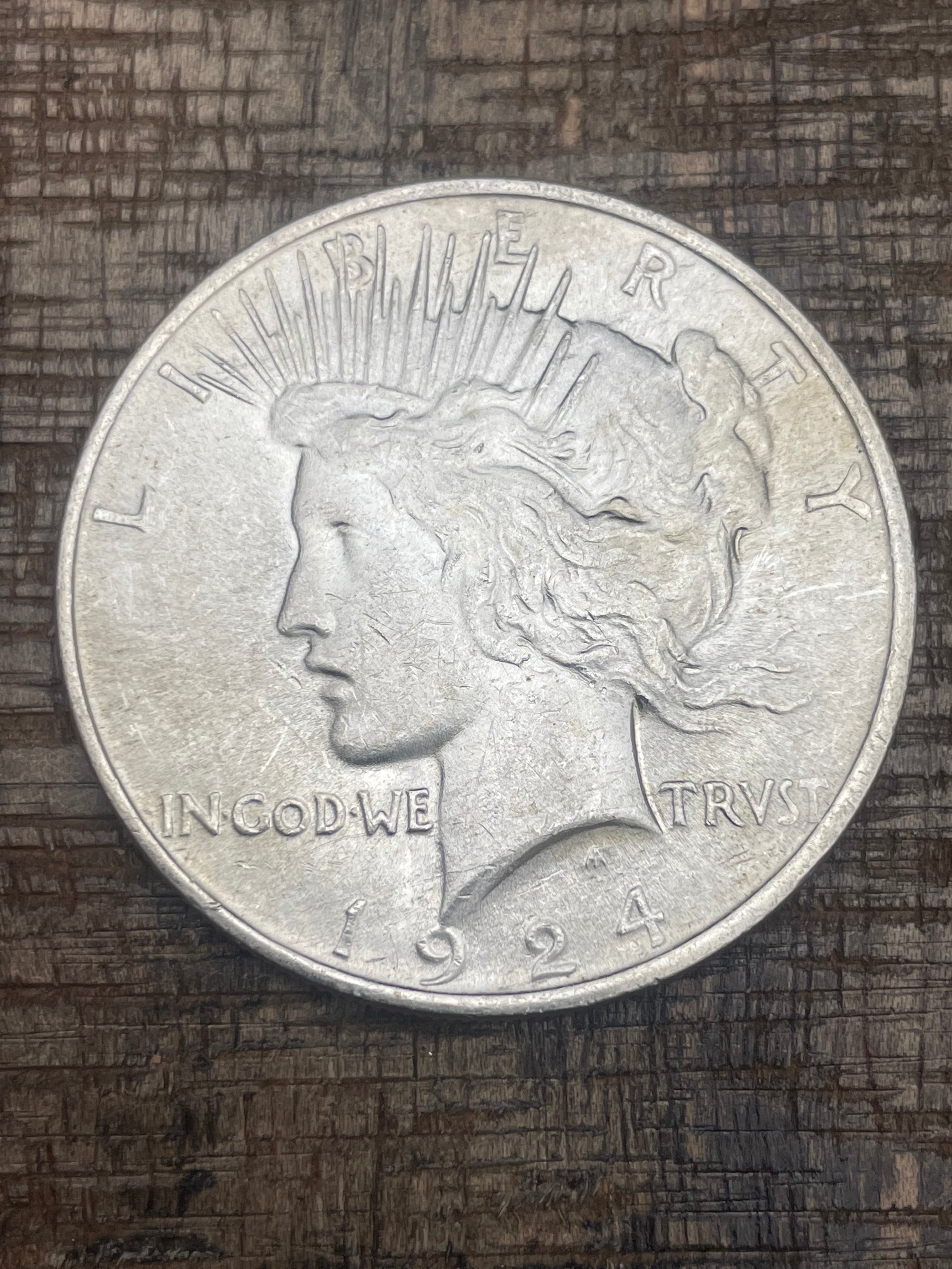 1924 $1 US Silver Peace Dollar