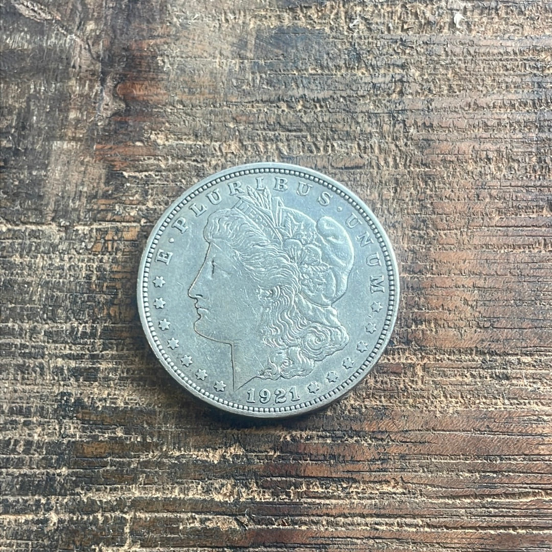 1921 - D $1 US Morgan Silver Dollar